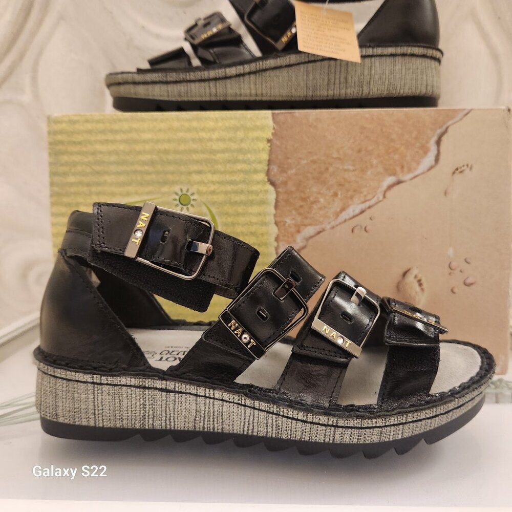 Naot Black Leather "Begonia" Sandals. NIB. Size EU 36/US 5.5-6.